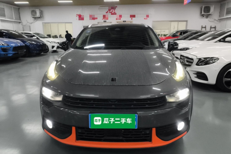 领克02 2019款 1.5T DCT两驱耀Pro版 国VI车身外观2