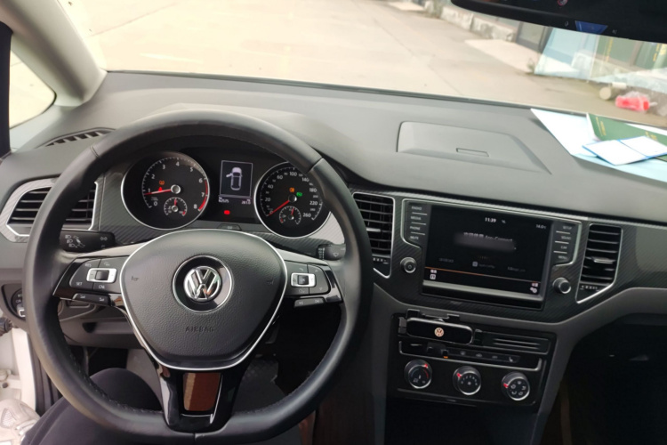 大众 高尔夫·嘉旅 2016款 280TSI 自动豪华型中控内饰7002