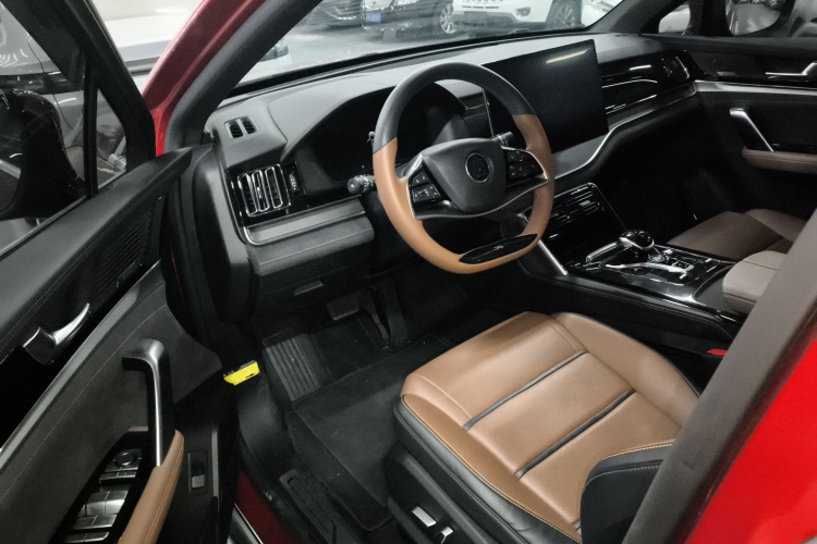 比亚迪 唐新能源 2021款 EV 长续航版尊荣型中控内饰20