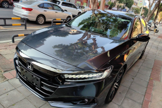 本田 雅阁 2022款 260TURBO 幻夜·尊贵版