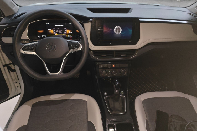 大众 途岳 2026款 新锐 1.5L 锐意版中控内饰12