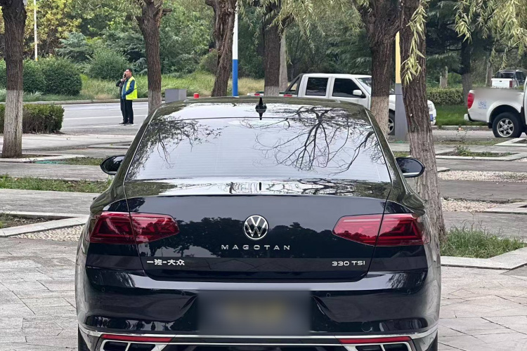 大众 迈腾 2023款 200万辆纪念版 330TSI DSG领先型车身外观6004