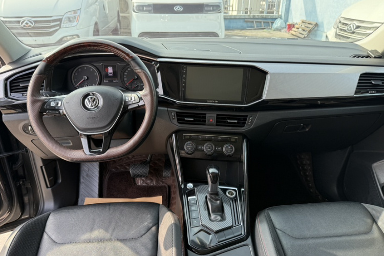 大众 探岳 2019款 330TSI 两驱豪华型 国VI中控内饰7004