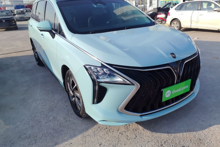 东风风行 风行游艇 2022款 1.5T DCT逐浪版车身外观3