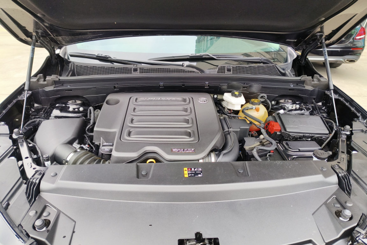 别克 2023款 昂科威S 552T 两驱豪华型机舱底盘24