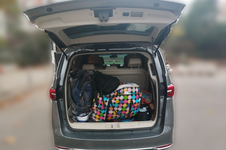 别克GL8 2021款 陆上公务舱 652T 尊贵型中控内饰23