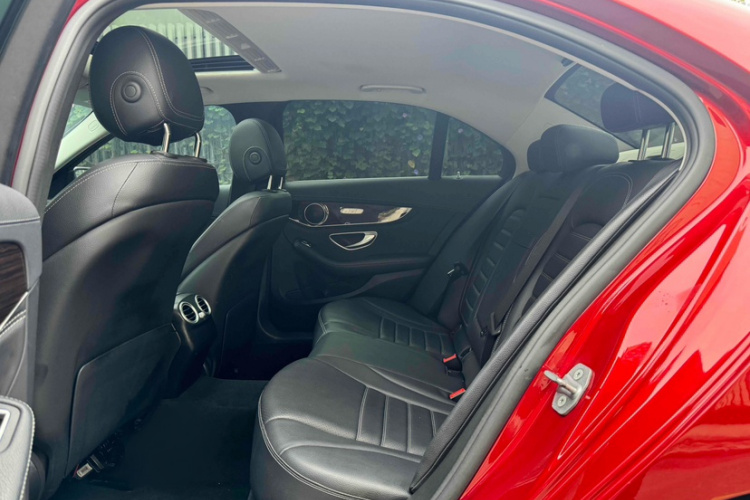 奔驰C级 2018款 C 180 L 时尚型中控内饰7013