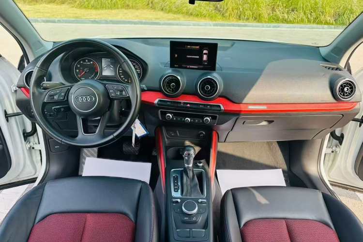 奥迪Q2L 2018款 35 TFSI 时尚动感型 国VI中控内饰7004