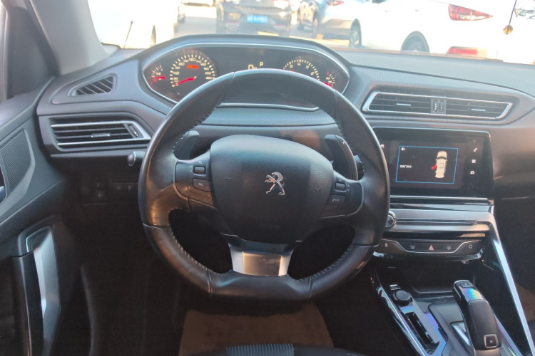 标致308 2019款 230THP 自动豪华版 国VI中控内饰13