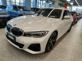 宝马3系 2022款 325i M运动套装