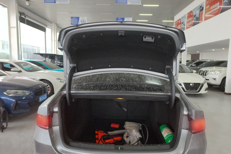 比亚迪 秦PLUS 2021款 DM-i 55KM 旗舰型局部细节23