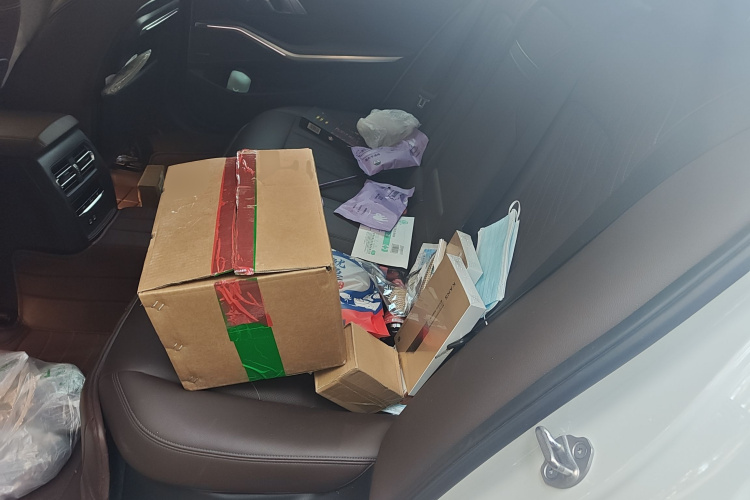 宝马3系 2022款 改款 325Li M运动曜夜套装中控内饰7004