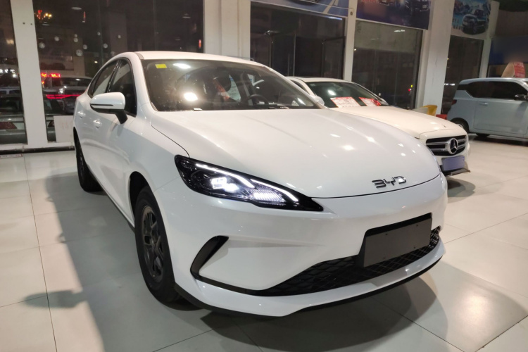 比亚迪 海豹05 DM-i 2026款 DM-i 128KM豪华型车身外观6002
