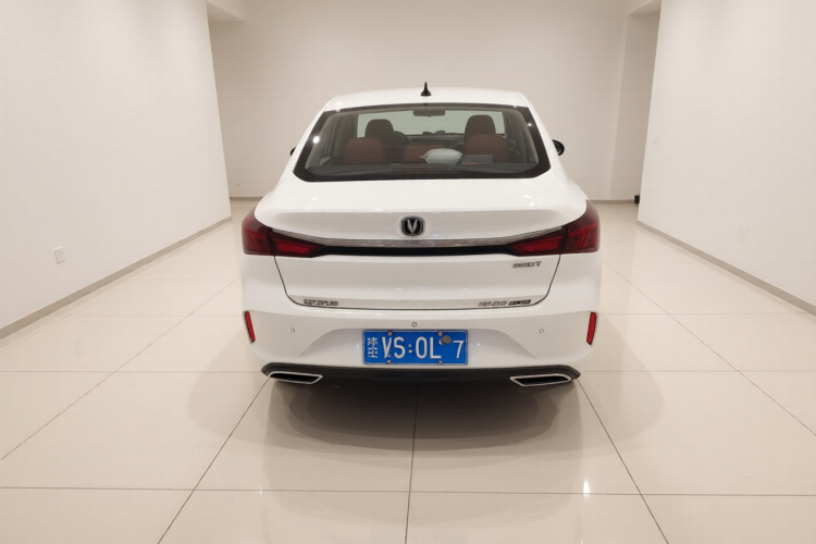 长安 逸动 2021款 PLUS 蓝鲸NE 1.4T GDI DCT尊贵型车身外观6