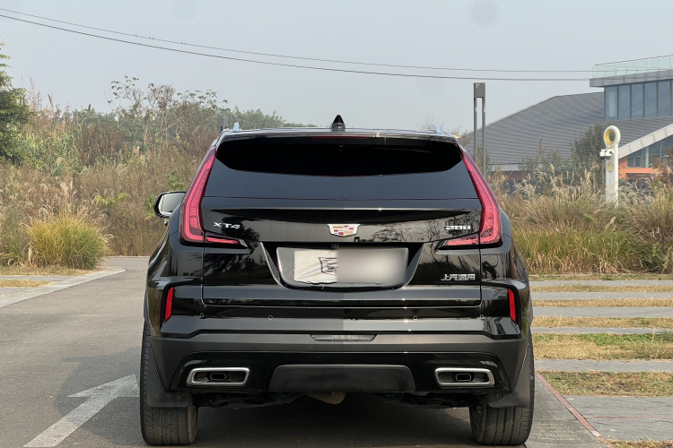 凯迪拉克XT4 2024款 28T 两驱尊贵型车身外观6004