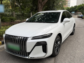 荣威M7 DMH 2025款 160km舒享版