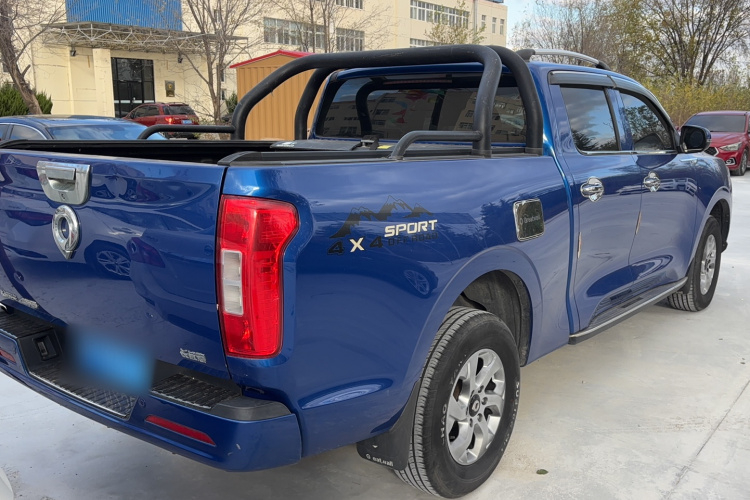 长城 炮 2021款 2.0T商用版自动柴油四驱精英型长箱GW4D20M车身外观6003