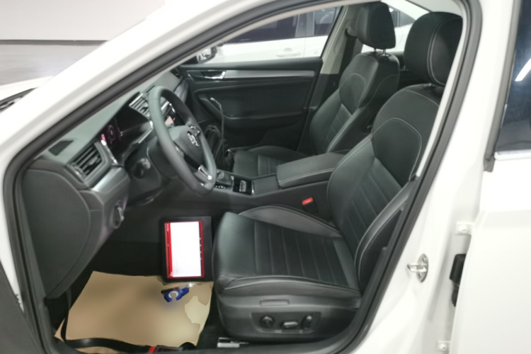 斯柯达 速派 2019款 改款 TSI330 DSG舒适版局部细节19