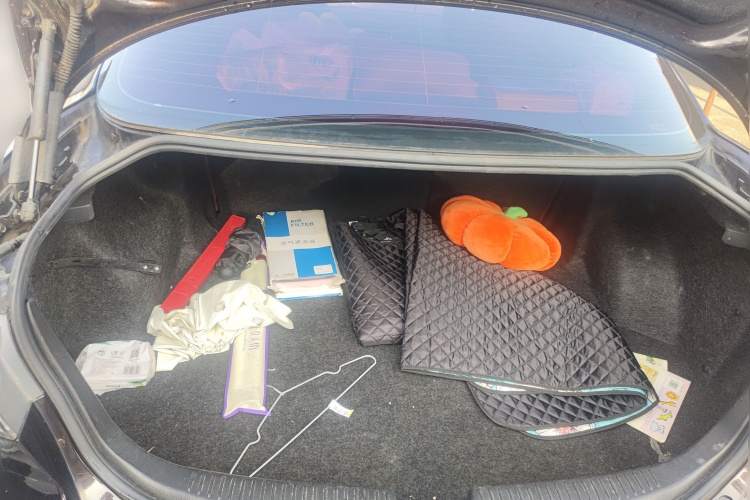 马自达6 2015款 2.0L 自动时尚型中控内饰23