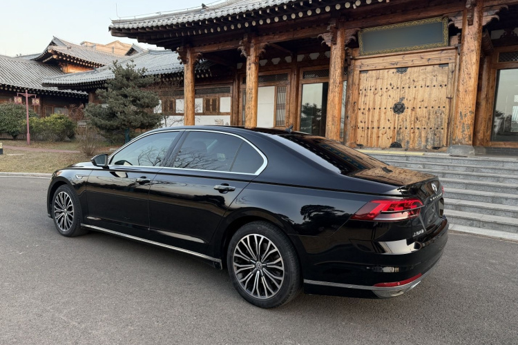 大众 辉昂 2016款 480 V6 四驱至尊版车身外观6005