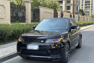 路虎 揽胜运动版 2022款 3.0 L6 耀黑版