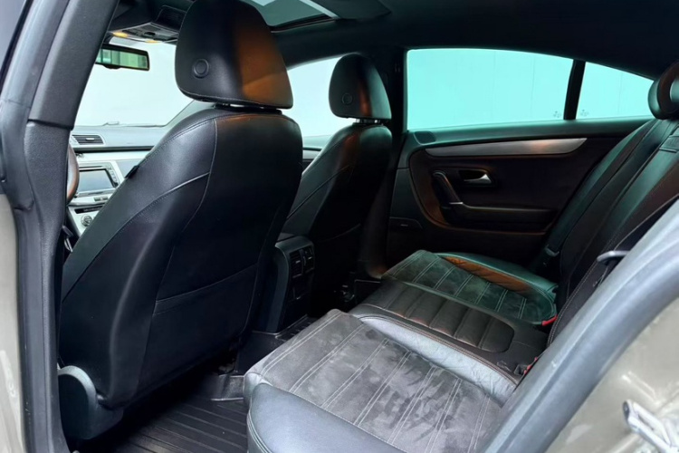 一汽-大众CC 2013款 2.0TSI 豪华型中控内饰7003