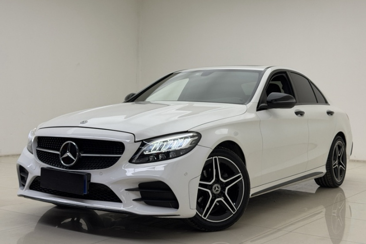 奔驰C级 2021款 C 260 星耀臻藏版车身外观1