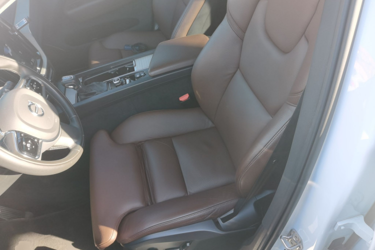 沃尔沃XC60 2020款 T5 四驱智远豪华版中控内饰19