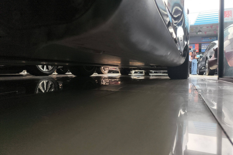 特斯拉 Model Y 2022款 后轮驱动版局部细节9001