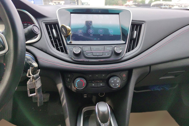 雪佛兰 科鲁泽 2019款 RS 330T 自动畅快版 国VI局部细节16