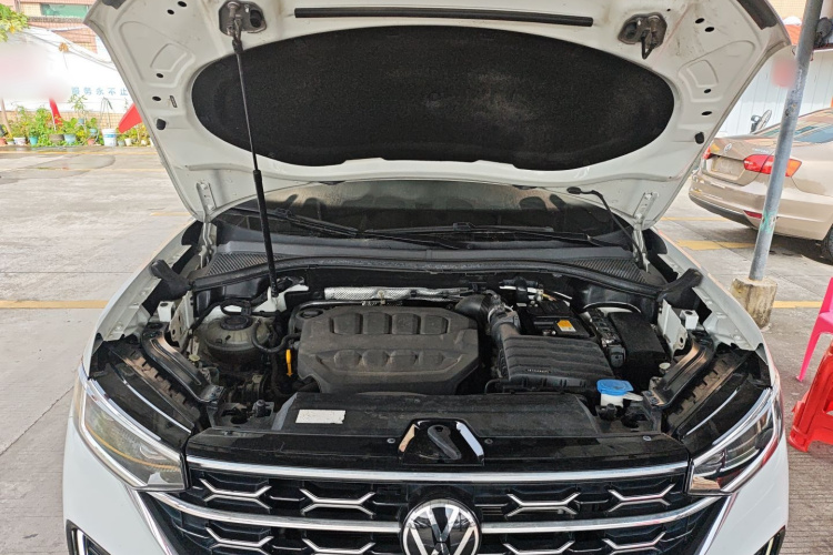 大众 探岳 2023款 330TSI 两驱豪华Plus进阶版机舱底盘24