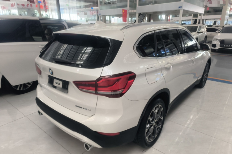 宝马X1 2022款 sDrive25Li 领先型车身外观7