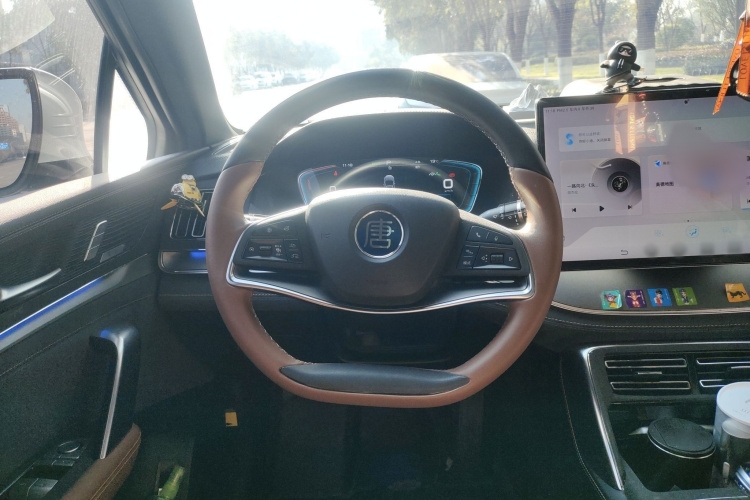 比亚迪 唐新能源 2021款 DM-i 112KM 尊荣型局部细节13