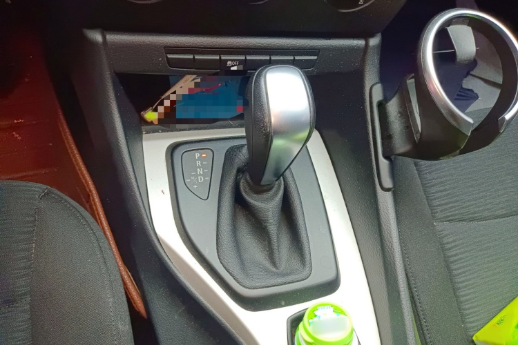 宝马X1 2013款 sDrive18i 时尚型局部细节18