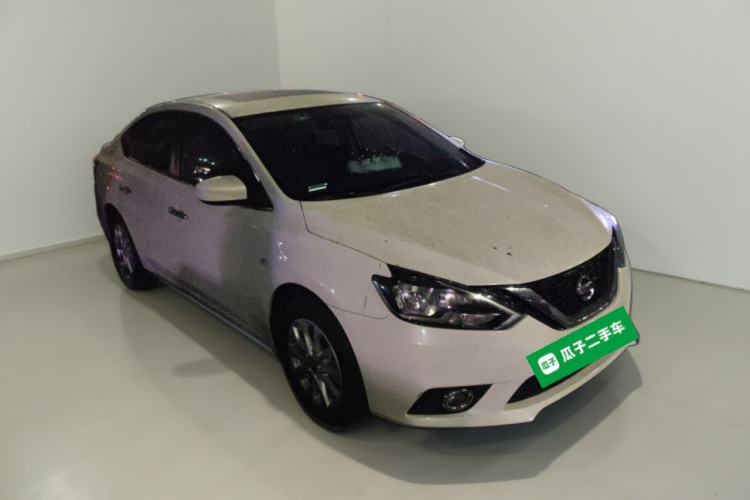 日产 轩逸 2022款 经典 1.6XL CVT豪华版车身外观3