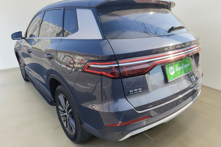 比亚迪 宋Pro 2019款 1.5T 自动豪华型车身外观5