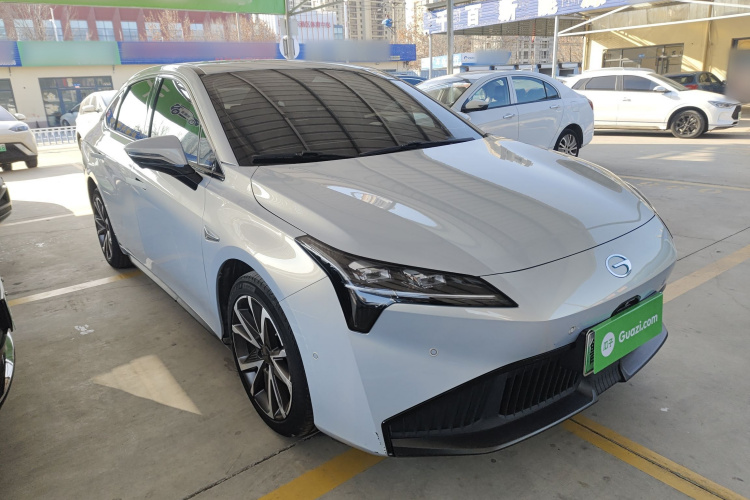 埃安 AION S Plus 2023款 70 智驾版 三元锂车身外观3