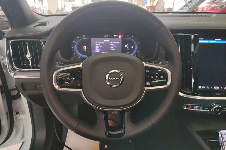 沃尔沃S60 2025款 B5 智雅运动版中控内饰13