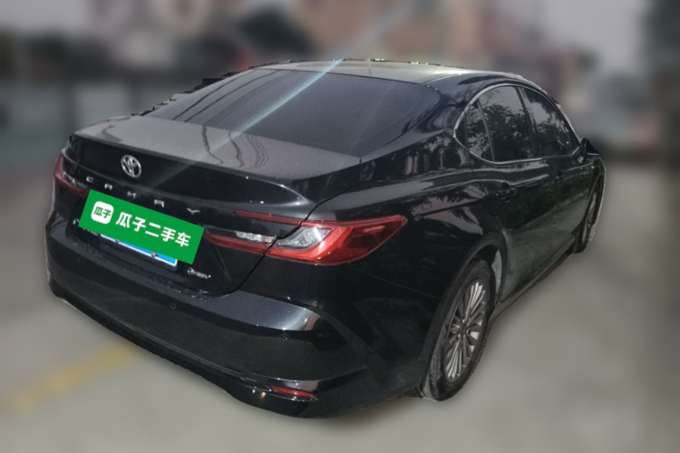 丰田 凯美瑞 2024款 双擎 2.0HE 精英版车身外观7