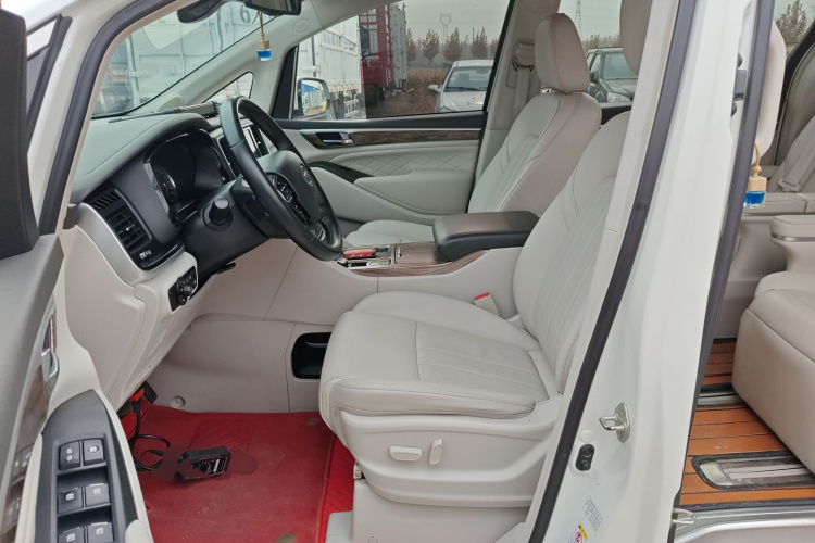 广汽传祺 传祺M8 2018款 320T 尊贵版中控内饰19