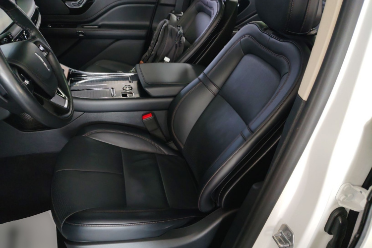 林肯 飞行家 2022款 3.0T V6 四驱尊享版中控内饰19