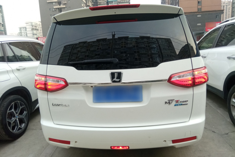 纳智捷 大7 MPV 2016款 2.0T 豪华型车身外观6