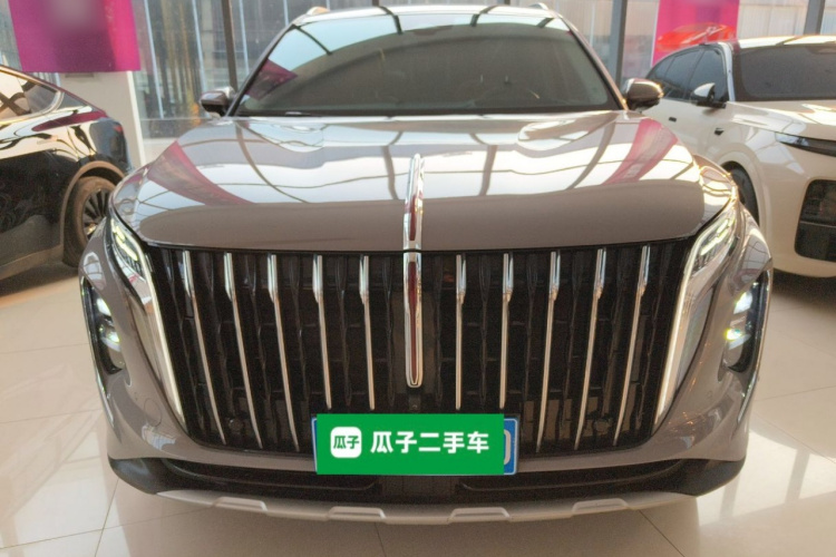 红旗HS7 2023款 2.0T 自动四驱旗领版 七座车身外观2