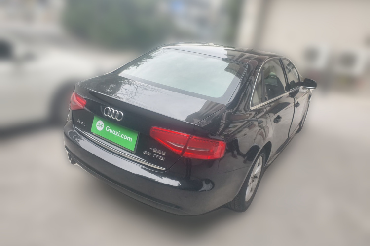 奥迪A4L 2013款 35 TFSI 自动舒适型车身外观6005