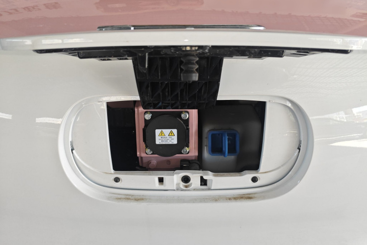 奔腾小马 2025款 222km 灵动马机舱底盘24