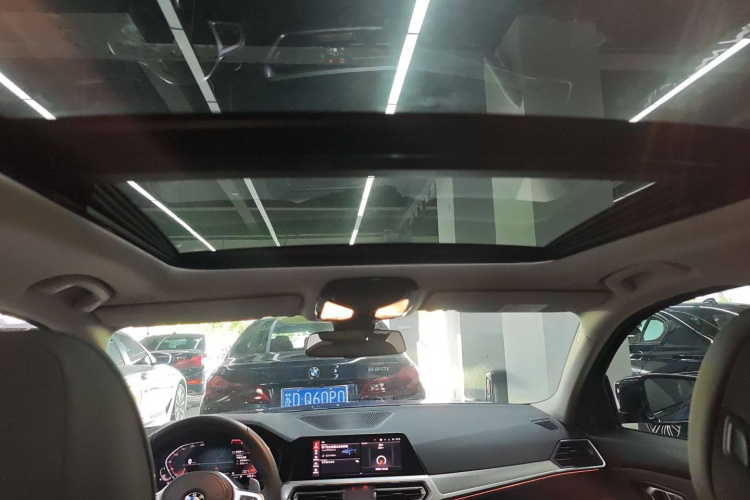 宝马3系 2020款 改款 325Li M运动曜夜套装局部细节22