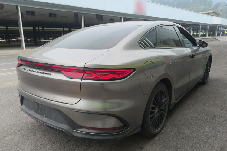 比亚迪 汉 2022款 DM-i 121KM 尊享型车身外观6005