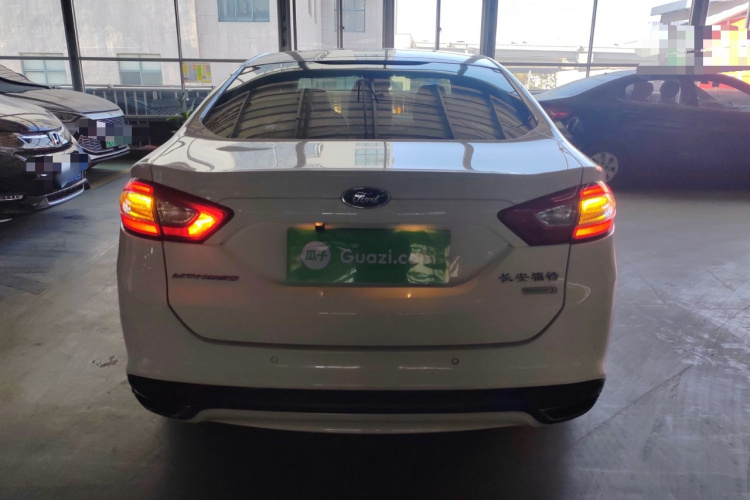 福特 蒙迪欧 2013款 1.5L GTDi180时尚型车身外观6