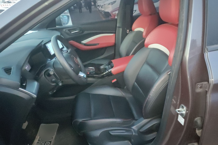 名爵 MG5 2022款 180DVVT CVT青春豪华版中控内饰19