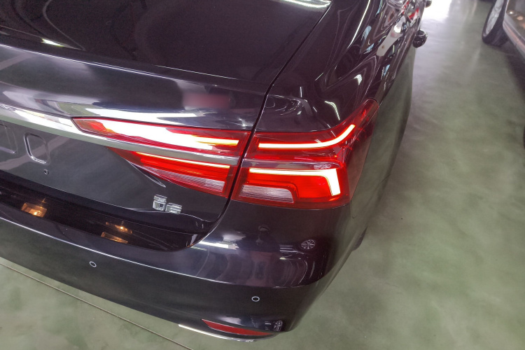 荣威i6 2017款 20T 手动豪华版车身外观9